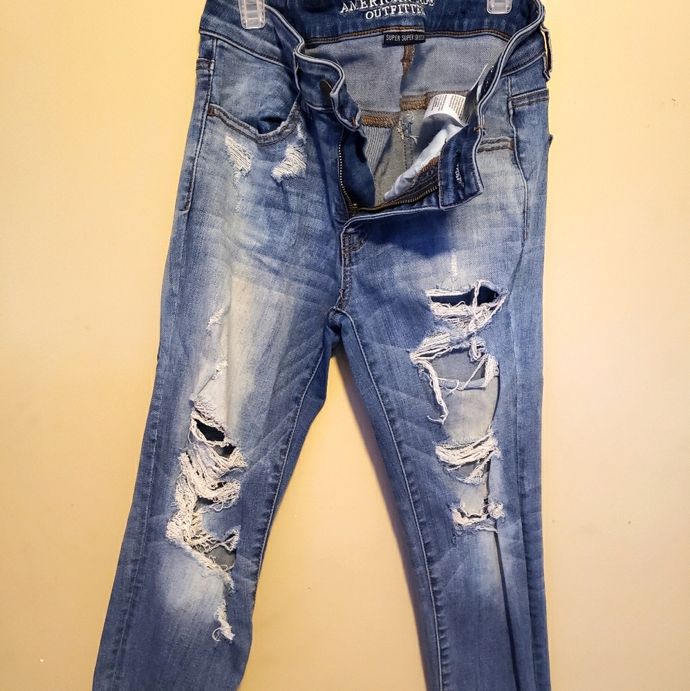 Ripped jeans